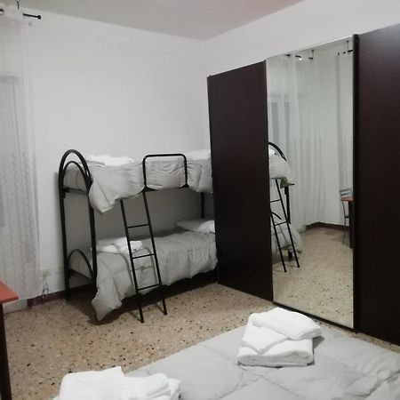 Affittacamere Mark Faenza Bagian luar foto