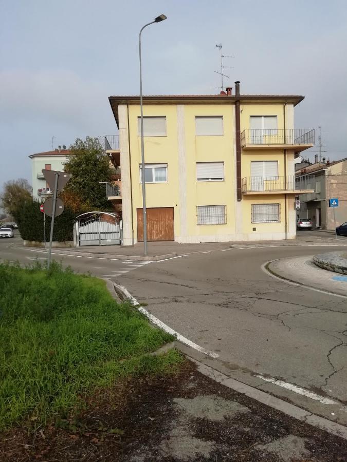 Affittacamere Mark Faenza Bagian luar foto